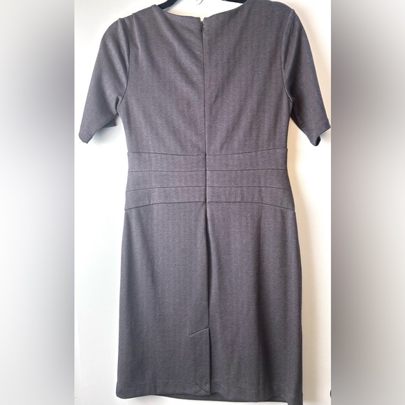 NWT Banana Republic Ruched zig zag patterned Dress - Picture 5 of 15